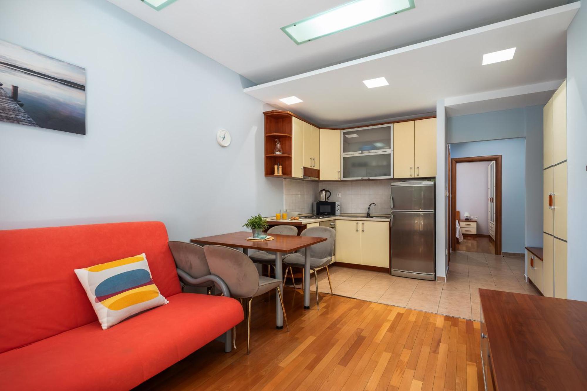 Brkic Apartments With Private Parking Макарська Номер фото
